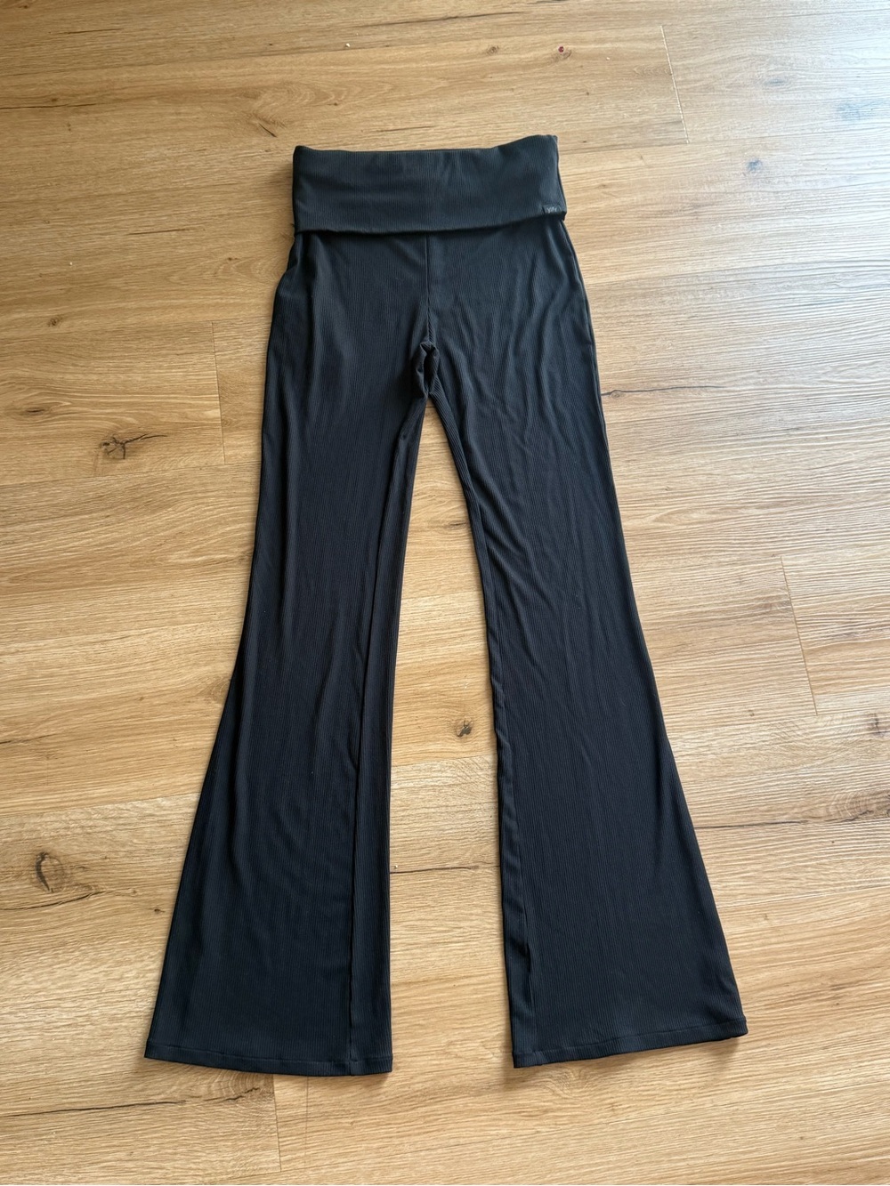 YITTY Black Soft Ribbed Fold-Over Flared  Pants- XS